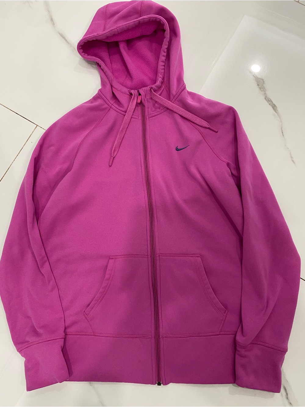 Nike Therma fit Bright Pink Fleece Hoodie size large